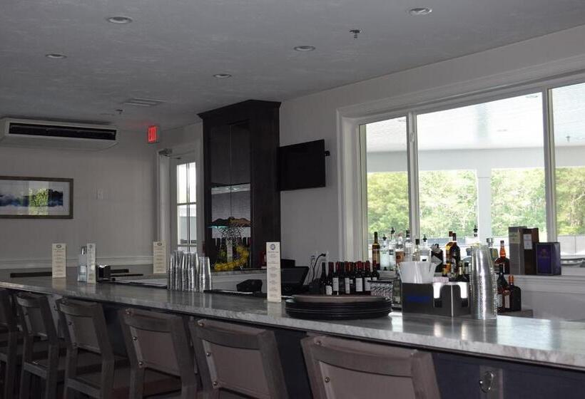 The Club At New Seabury