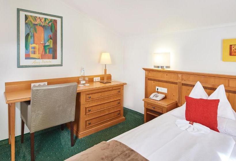 פנסיון Das Gertraud