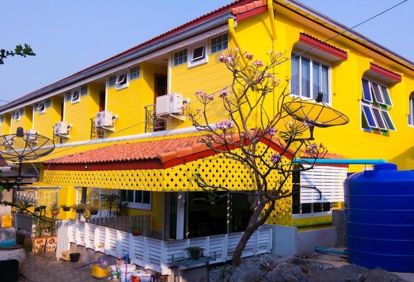 Pensão Rak Ban Kerd House