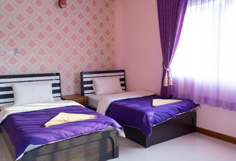 Pensão Rak Ban Kerd House