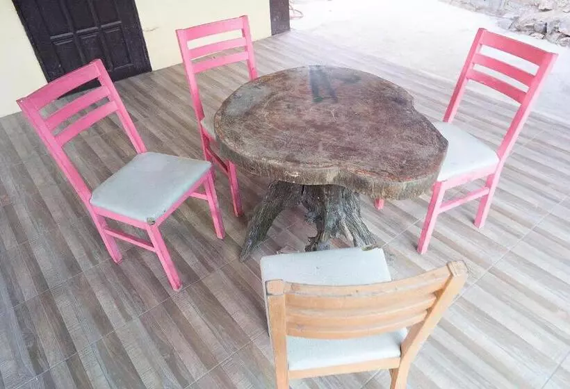 Majatalo Rak Ban Kerd House