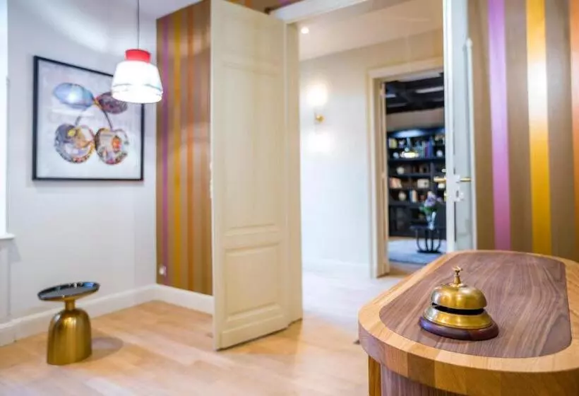 ホテル Clos Castel Villas Spa