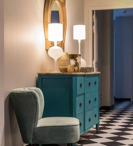 ホテル Clos Castel Villas Spa