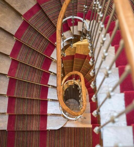 فندق Clos Castel Villas Spa