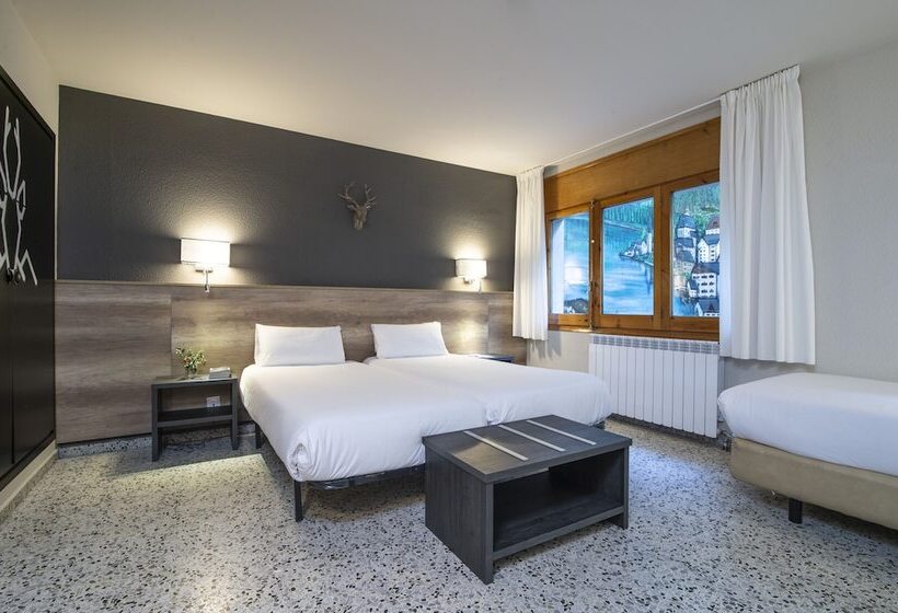 هتل Austria By Pierre & Vacances