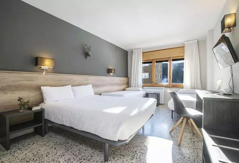 هتل Austria By Pierre & Vacances