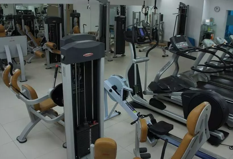 ホテル De Ilhavo Plaza & Spa