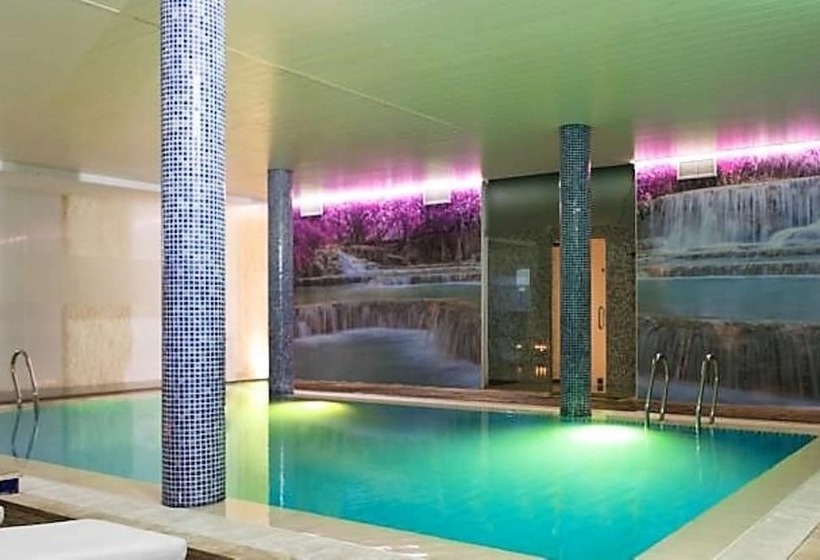 فندق De Ilhavo Plaza & Spa