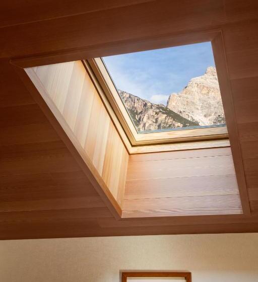 هتل Faloria Mountain Spa Resort