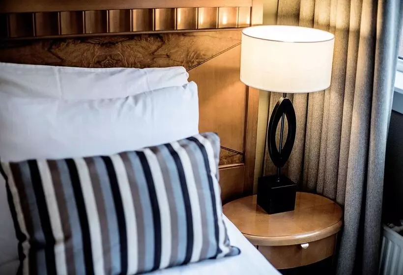 First Hotel Millennium