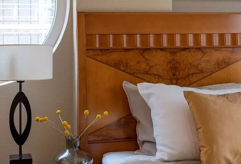 First Hotel Millennium