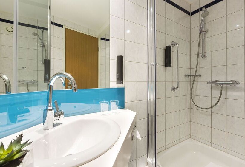 فندق Holiday Inn Express Dortmund, An Ihg