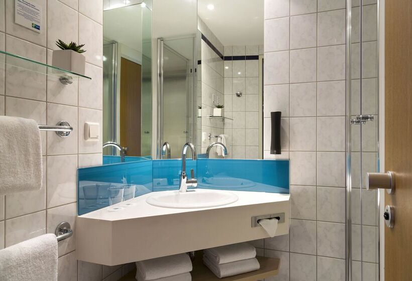 فندق Holiday Inn Express Dortmund, An Ihg