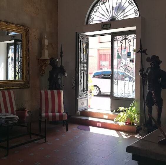 فندق Hospederia Museo Valdepeñas