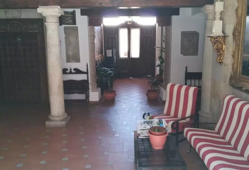 Hotel Hospederia Museo Valdepeñas