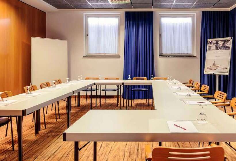 هتل Plaza Inn Regensburg