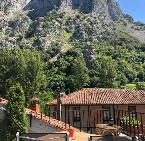 ホテル Posada La Cuadrona