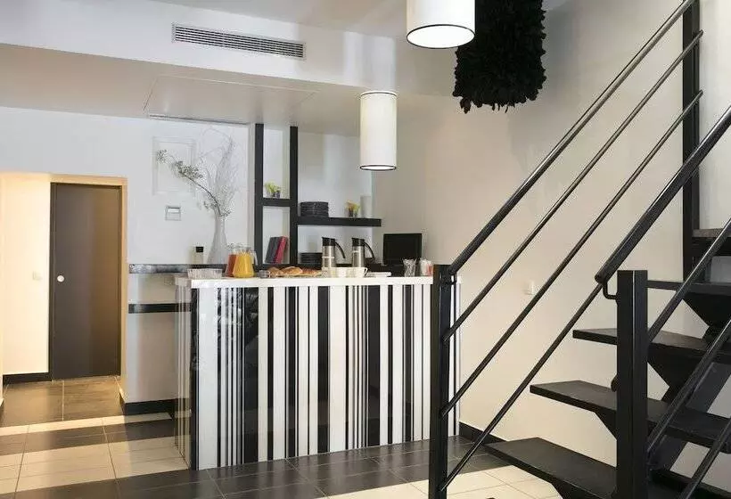 ホテル Standard Design