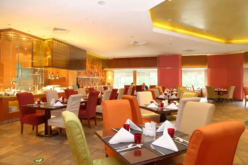 Swissotel Beijing Hong Kong Macau Center 4km To The Forbidden City