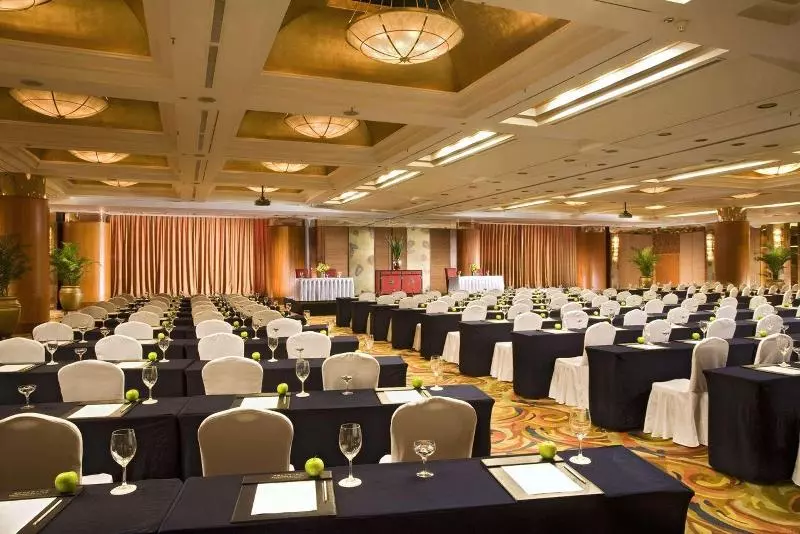 Swissotel Beijing Hong Kong Macau Center 4km To The Forbidden City