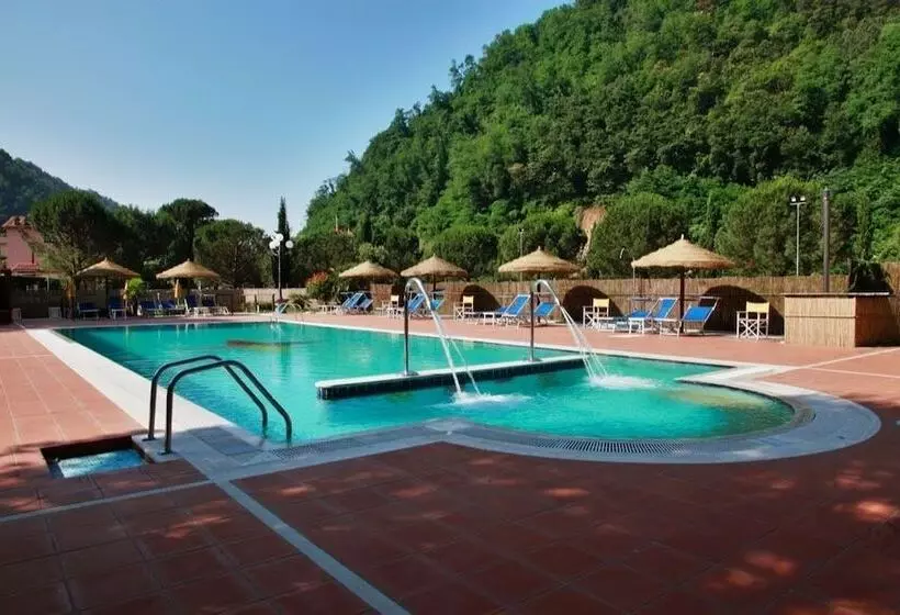 Отель Villaggio Albergo San Lorenzo E Santa Caterina