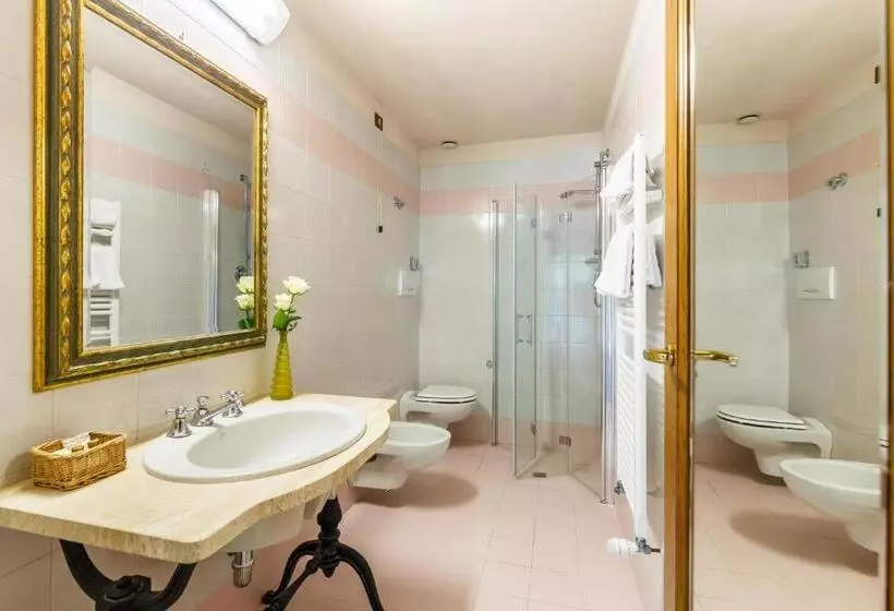 Отель Villaggio Albergo San Lorenzo E Santa Caterina