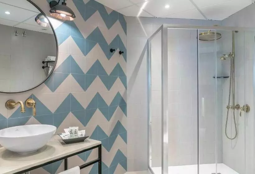 בית מלון כפרי Vincci Puertochico