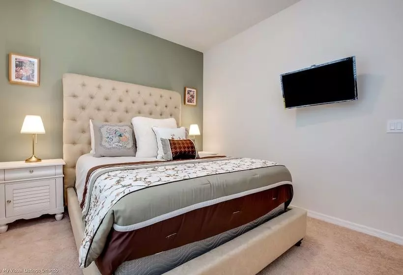 4611 Terrasonesta Drive