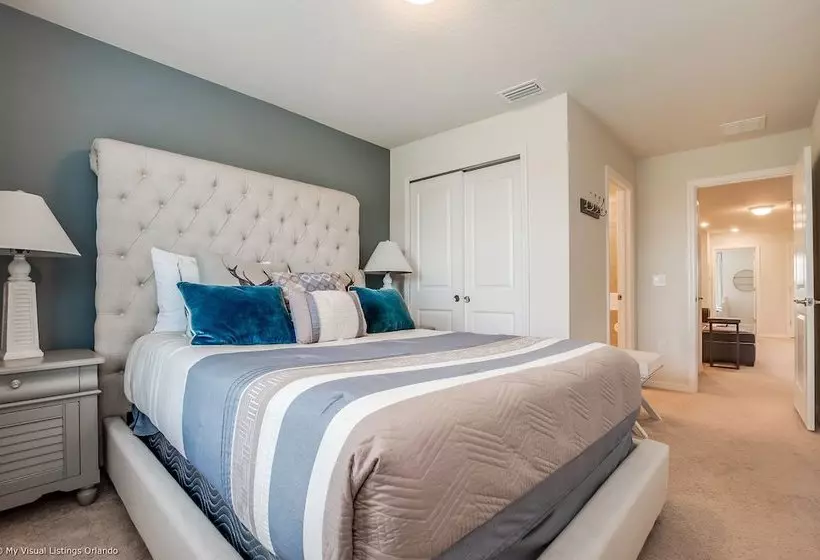 4611 Terrasonesta Drive