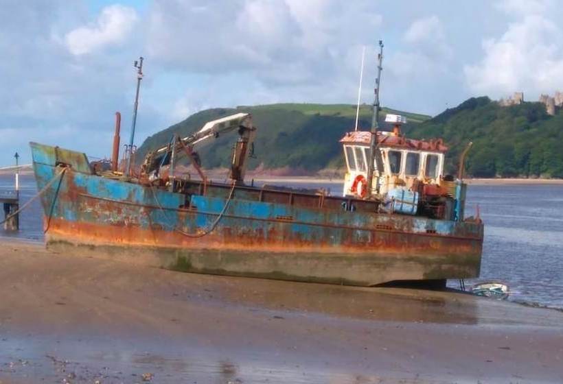 No. 4 Beach Cottages