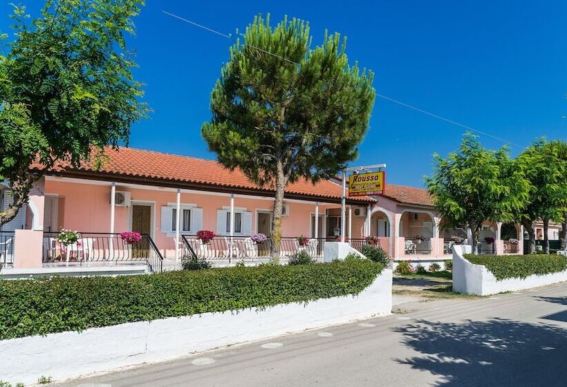 Roussa's Apartments