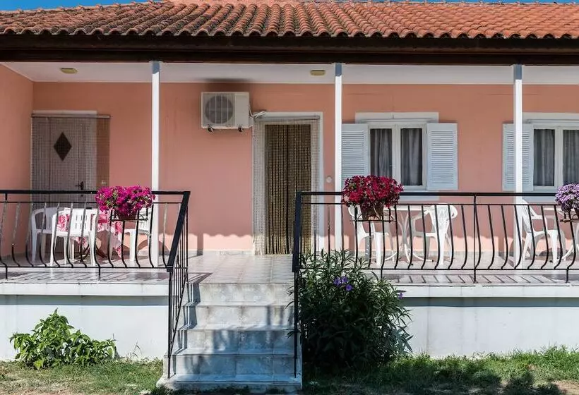 Roussa's Apartments