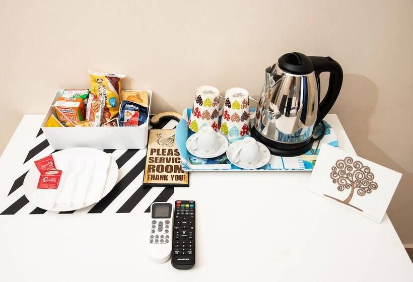 هتل B&b Metropolitan