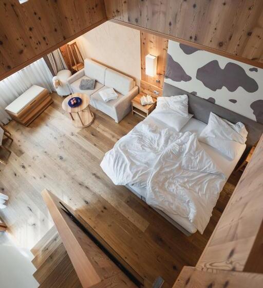 هتل Emmy Five Elements