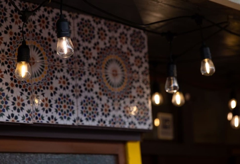 هتل Himeji 588 Guesthouse – Hostel