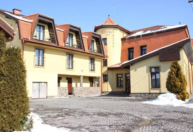 Astoria Hotel & Restaurant