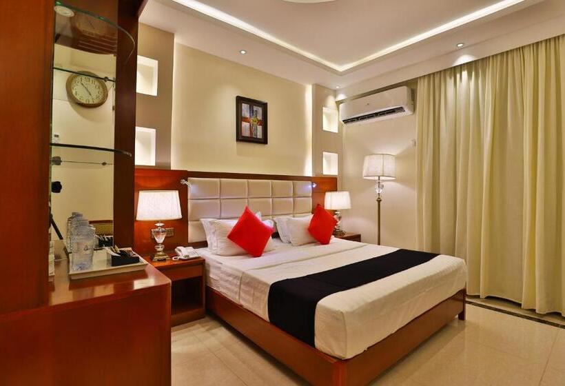 Dreams Houses Furnished Suites