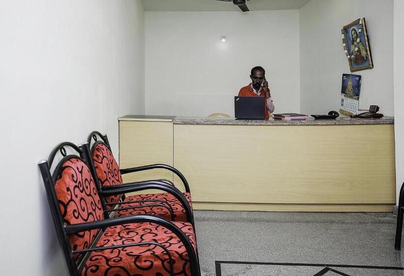 Super Hotel O Aljemin