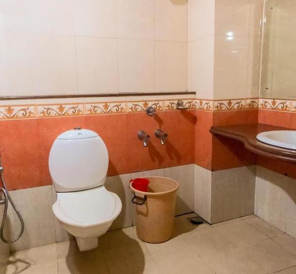 בית מלון כפרי Chandragiri Inn