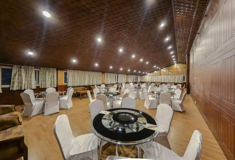 هتل The Grand Kaisar