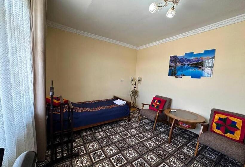 Pansiyon Guest House Nika, Nukus