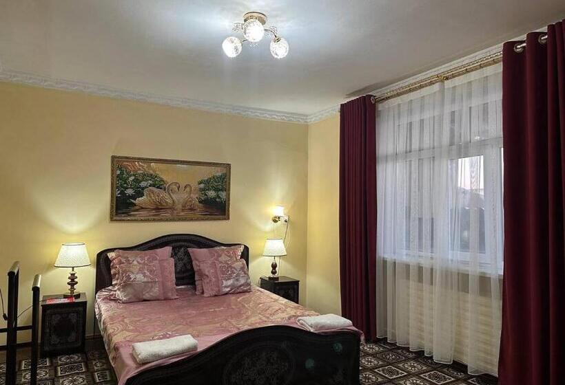 Pansiyon Guest House Nika, Nukus