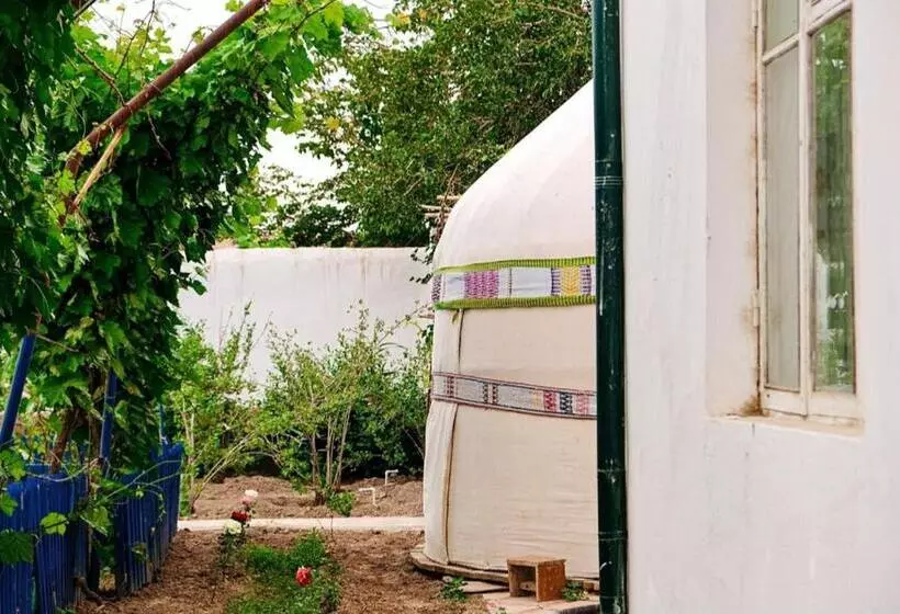 Majatalo Guest House Nika, Nukus