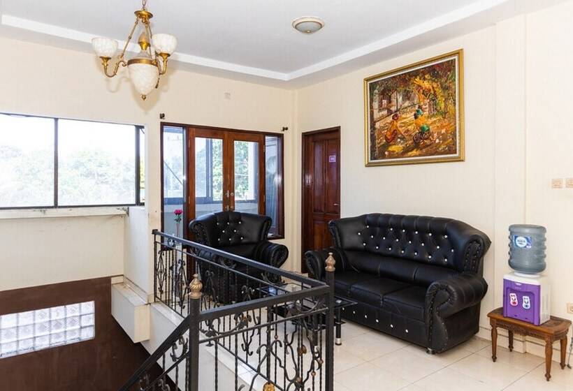 بنسيون Reddoorz @ Jalan Maengket Manado