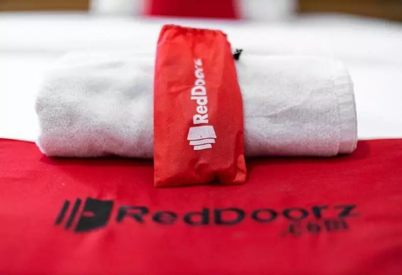 ペンション Reddoorz @ Jalan Maengket Manado