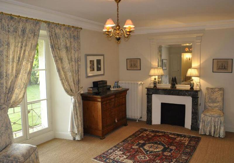 Bed And Breakfast   Château Du Vau