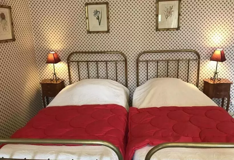 Bed And Breakfast   Château Du Vau