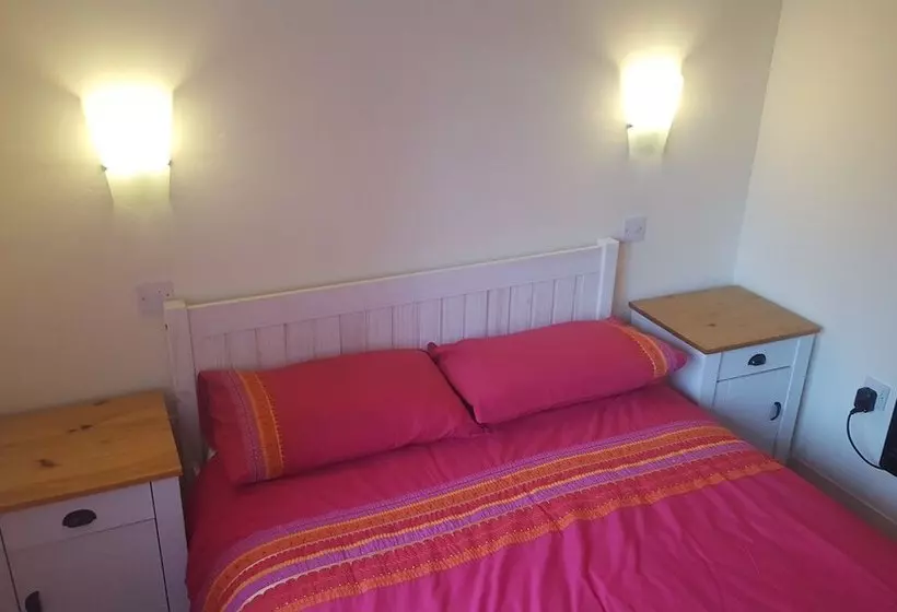 Bed and Breakfast Canterra Cottage