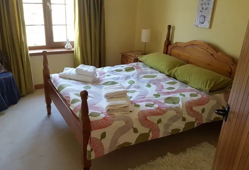 Bed and Breakfast Canterra Cottage