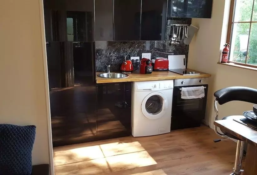 Bed and Breakfast Canterra Cottage